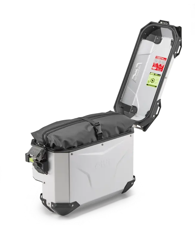 T526_inner-bag_mounted-on_givi_OBKEVS33AR_1024x768.webp