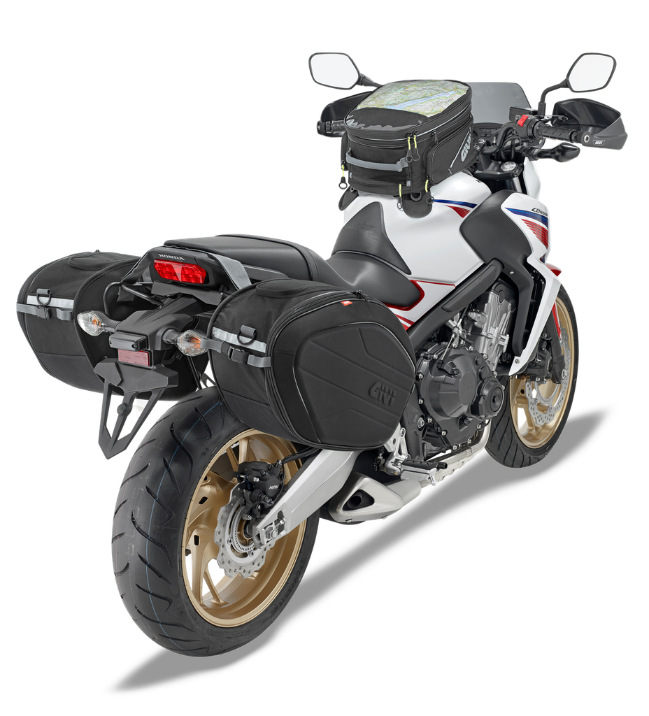 EA100C_mounted_2128x1600.png