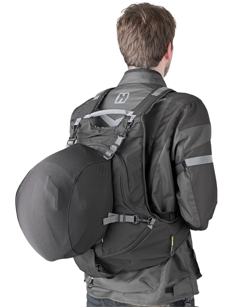 EA104C_helmet-holder_2128x1600.png