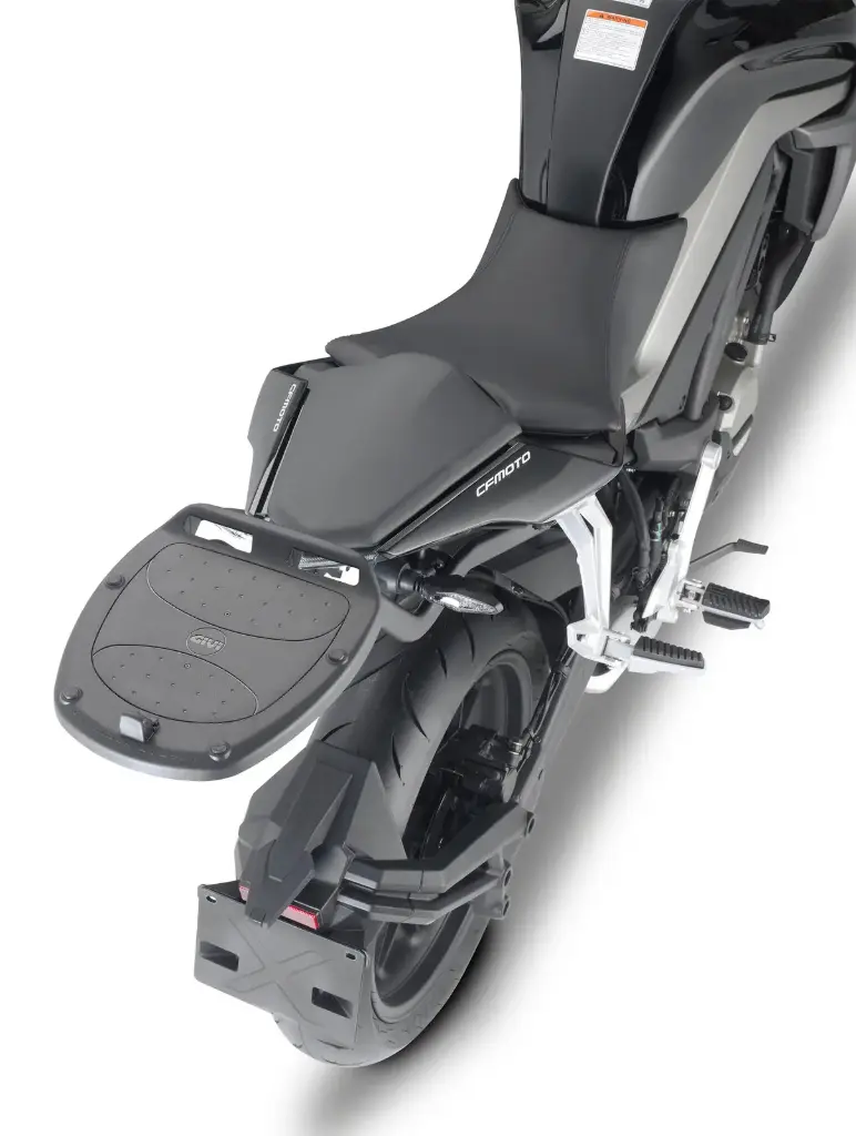 Soporte trasero top case cfmoto 300 nk (21-22)