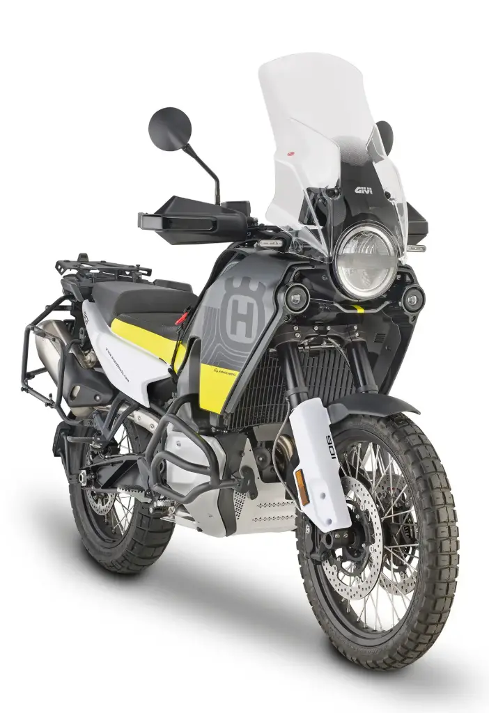 Parabrisas Transp (28.5 + Alto) Huqv Norden 901 (22)