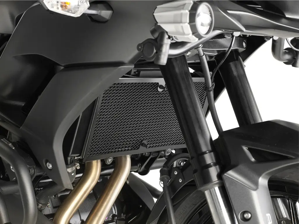 Protector Radiador Especifico En Acero Inoxidable Negro Versys 650 (15-19)